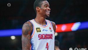 媒体人：有球队向四川询价萨姆纳签约权 一支北区球队有国企背景