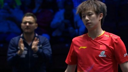 爱游戏在线-WTT瑞典站：林高远2-3不敌西蒙·高茨，止步男单首轮
