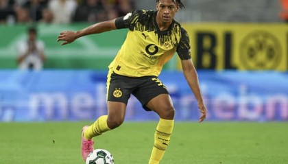 爱游戏正版-德媒：由于安塞尔米诺离队，多特搁置外租菲利波-马内的计划