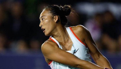 爱游戏在线-张奔斗：打哭穆古鲁扎，郑钦文却连称自己幸运